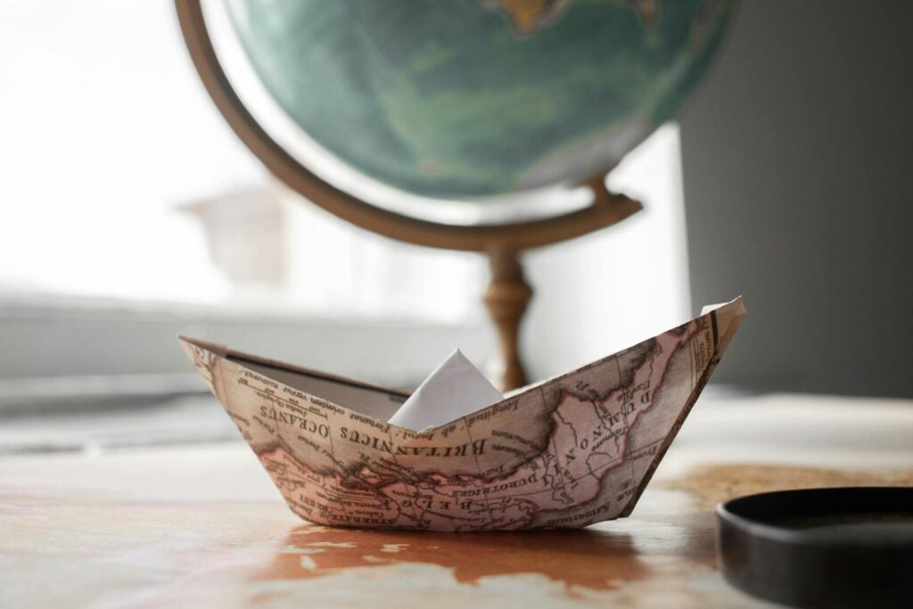 Boussole et bateau